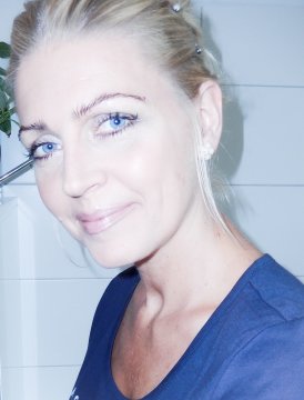 4XSarah23X aus Basel-Landschaft,Schweiz